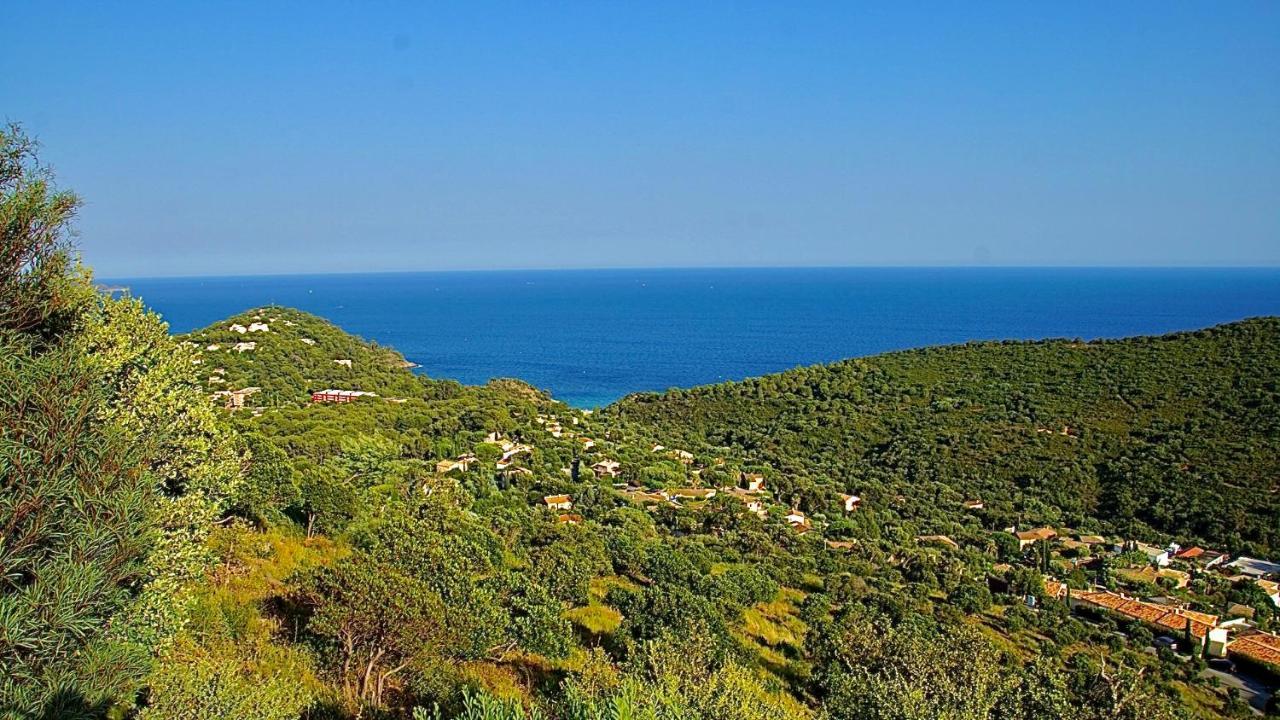 Villa Petale De Rose กาวาแลร์-ซูร์-แมร์ ภายนอก รูปภาพ