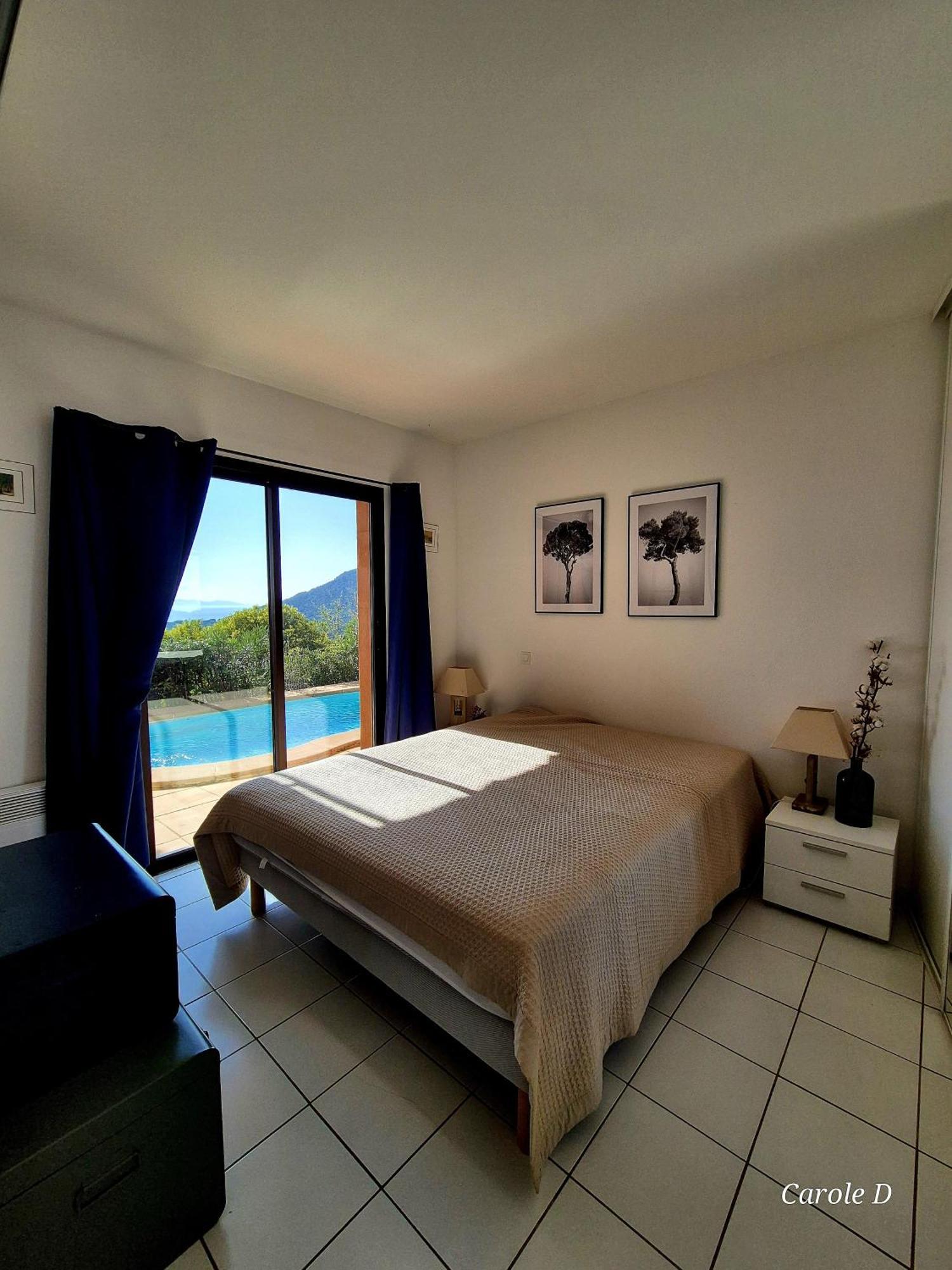 Villa Petale De Rose กาวาแลร์-ซูร์-แมร์ ภายนอก รูปภาพ